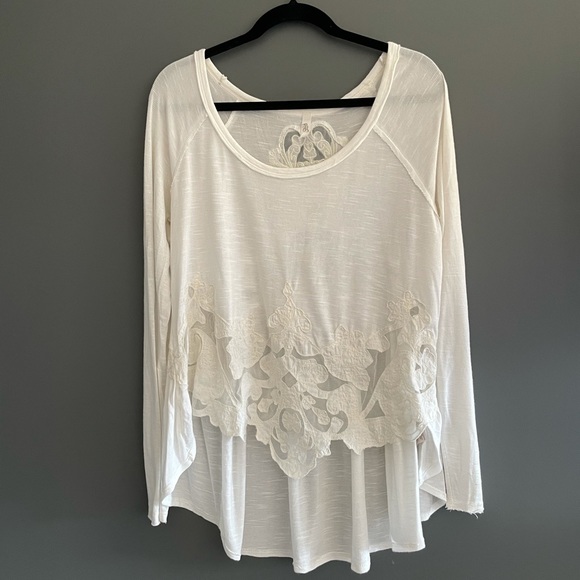 Free People Tops - Free People Blouse With Floral Detail